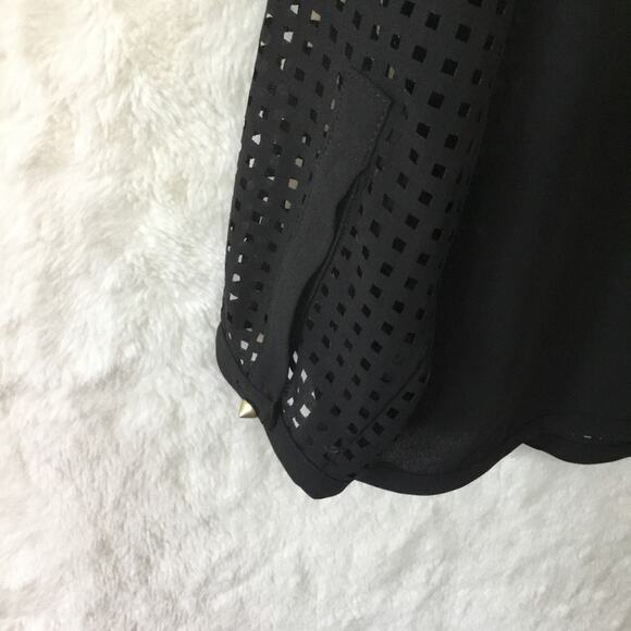 Banana Republic Black Checked Pattern Top - Picture 6 of 10